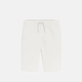 Boy's plain white slim-fit canvas Bermuda shorts